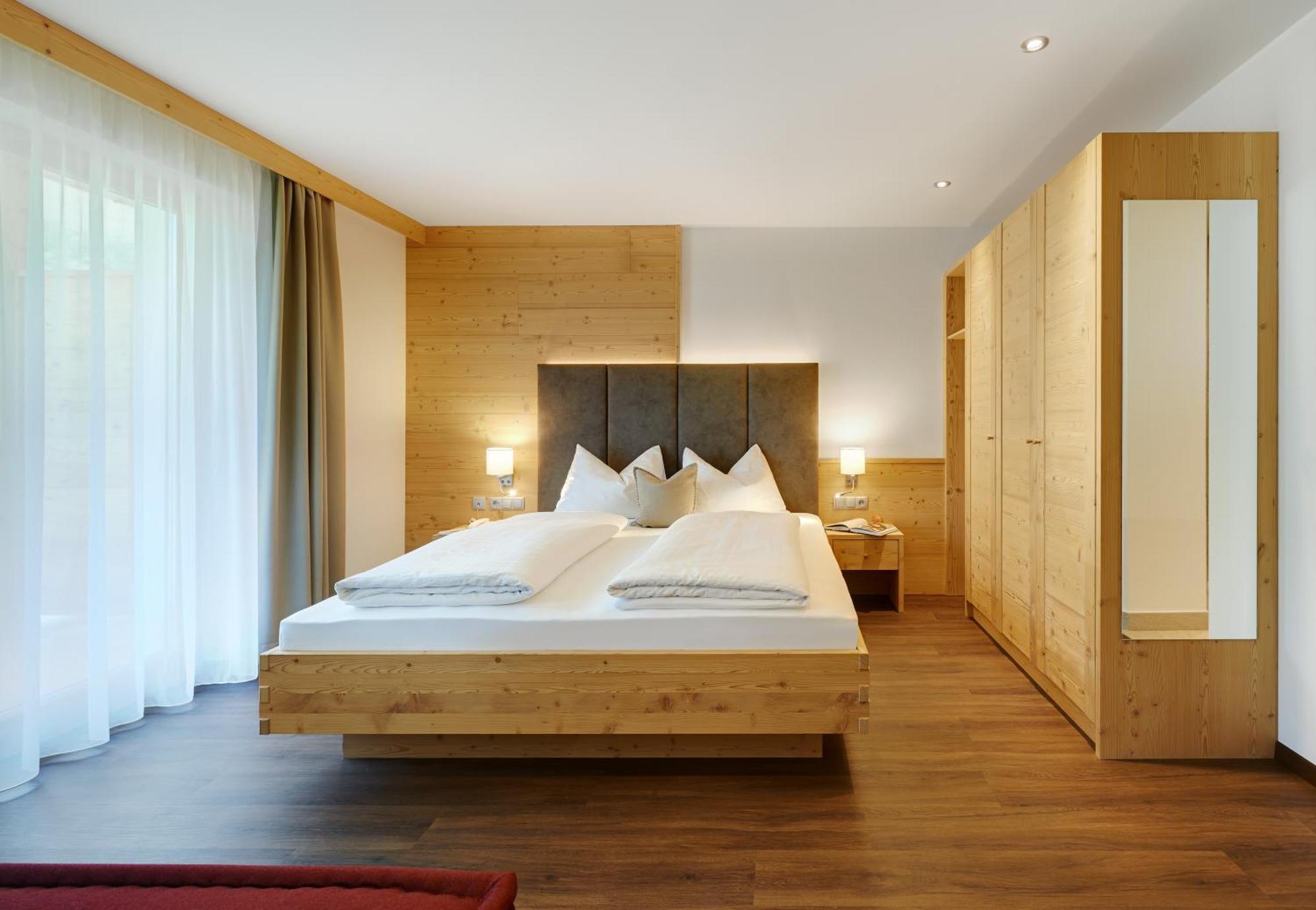 Alpin Stile Hotel Laion Extérieur photo