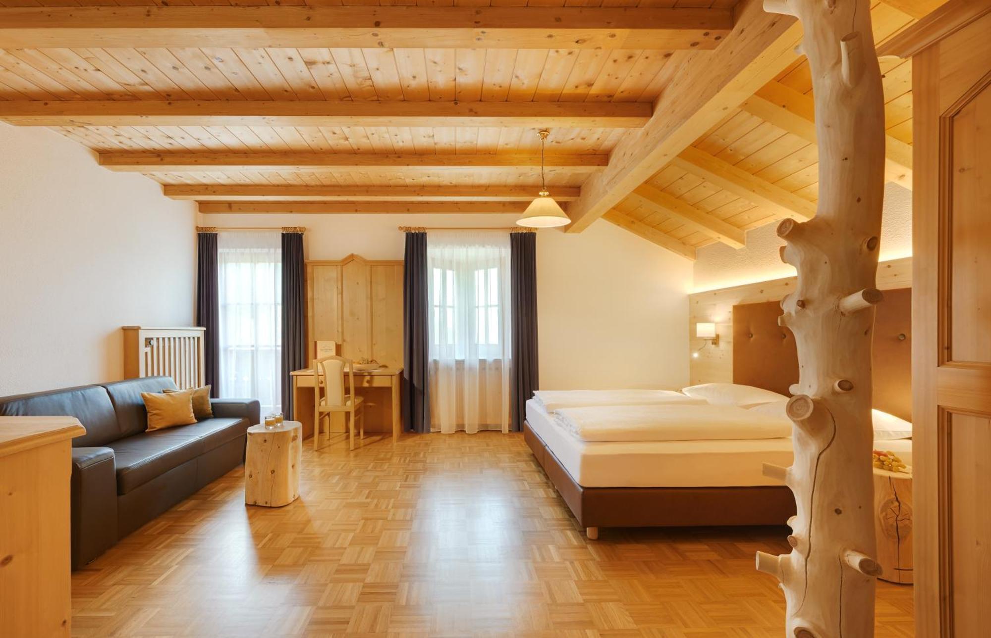 Alpin Stile Hotel Laion Chambre photo